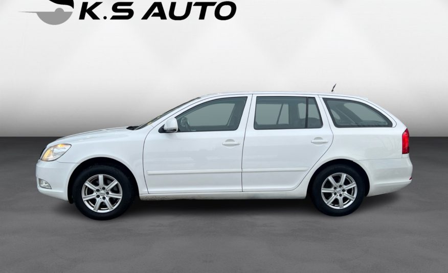 Skoda Octavia 1,8 TSi 160 Elegance Combi 5d