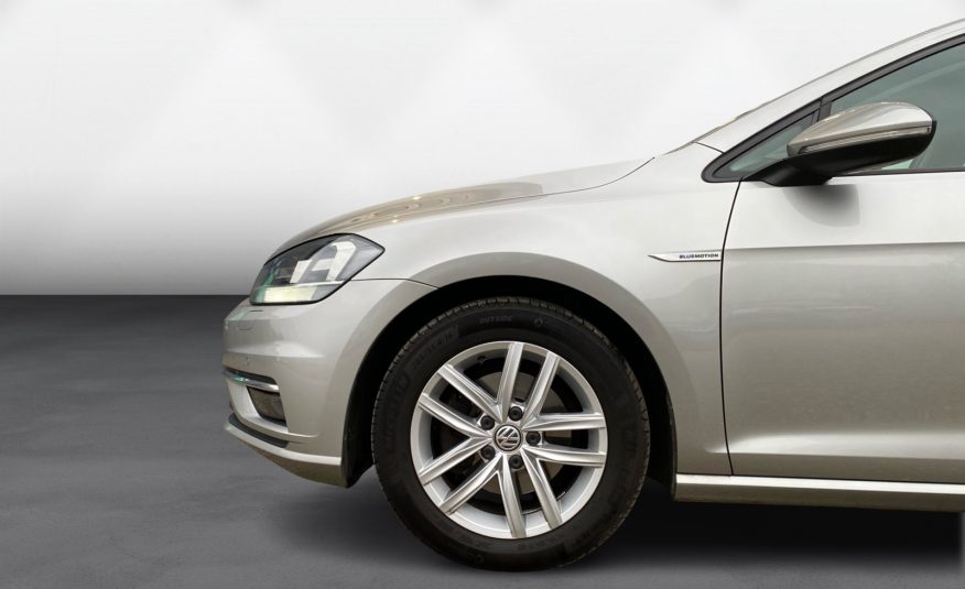 VW Golf VII 1,5 TSi 130 Comfortline Variant 5d