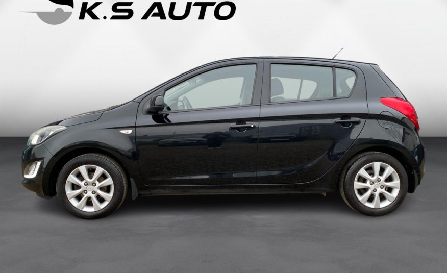 Hyundai i20 1,25 Classic XTR 5d