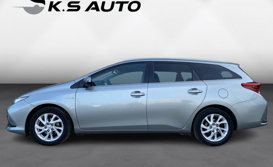 Toyota Auris 1,8 Hybrid H2 Comfort Touring Sports CVT 5d