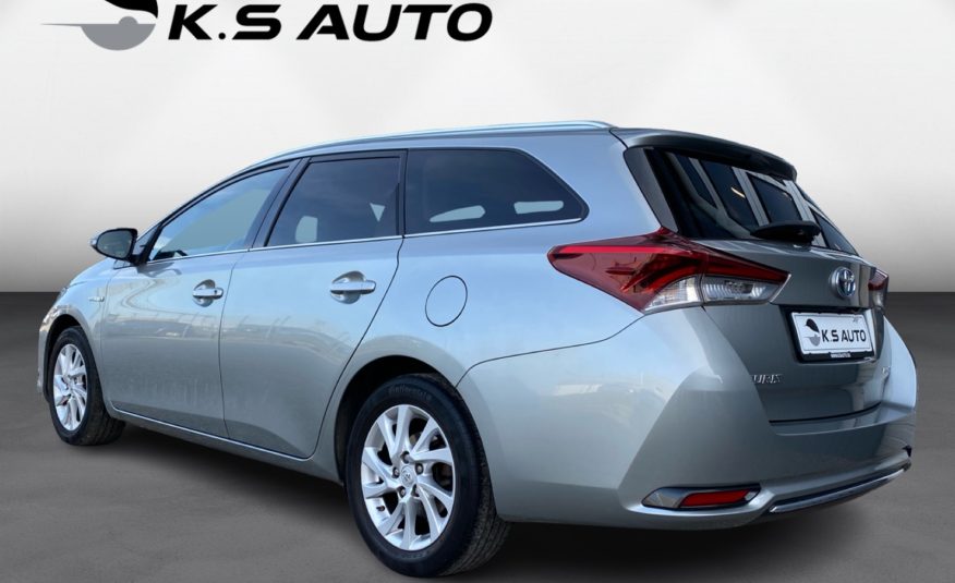 Toyota Auris 1,8 Hybrid H2 Comfort Touring Sports CVT 5d