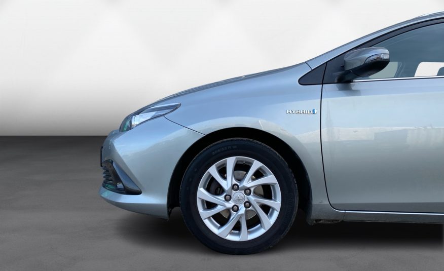 Toyota Auris 1,8 Hybrid H2 Comfort Touring Sports CVT 5d