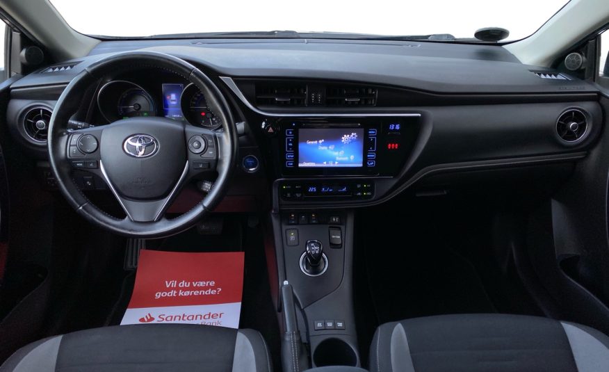 Toyota Auris 1,8 Hybrid H2 Comfort Touring Sports CVT 5d