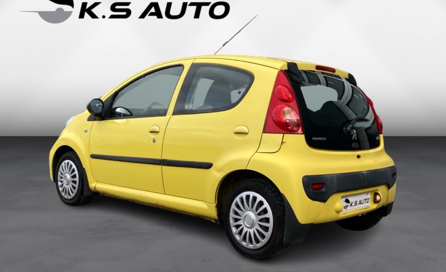 Peugeot 107 1,0 Comfort 5d